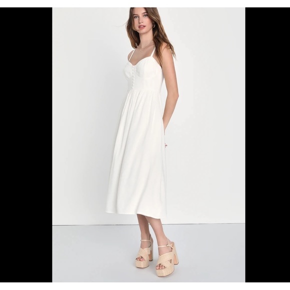Lulus Dresses & Skirts - Lulu’s white summer midi dress